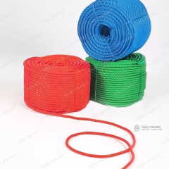 Coil of rope with a loose length